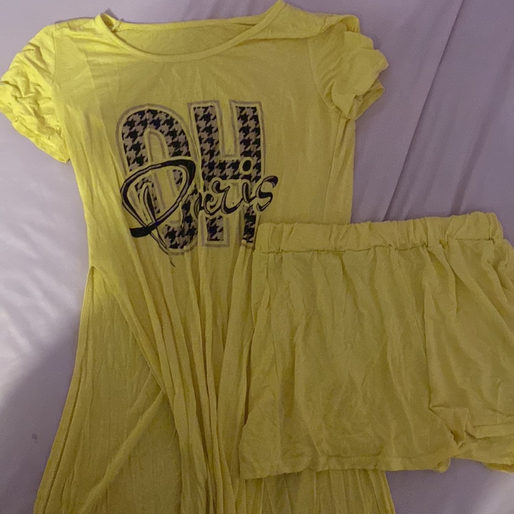 Brand: unknown
Size: L/XL
Shorts and night gown with slits on the sides
NWOT: